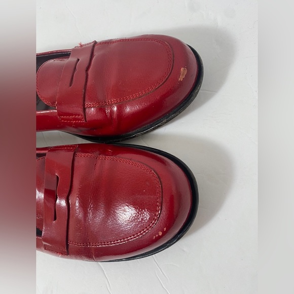 TOD'S Pre-Owned Women's Red Patent Leather Loafers Size 39.5 “as is” - Picture 6 of 7